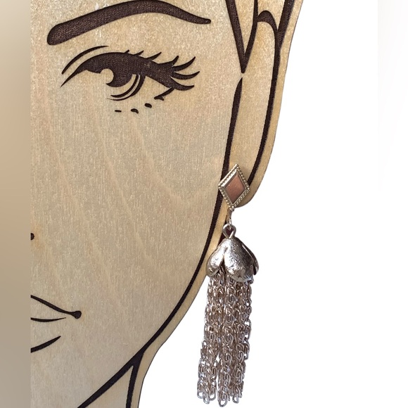 Sarah Coventry Light Gold Clip-On Dangle Chain Earrings Woman’s Jewelry - Picture 2 of 7